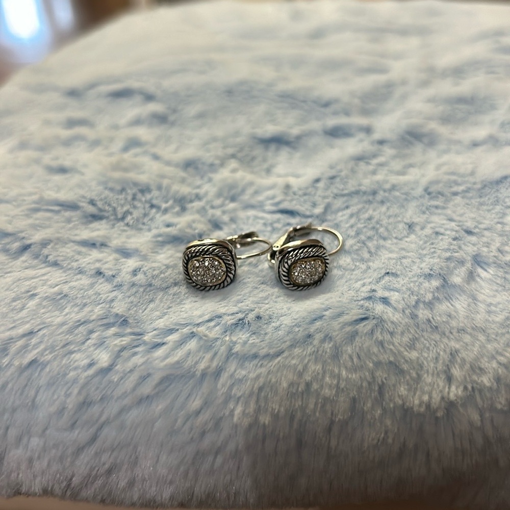 Women’s Earrings